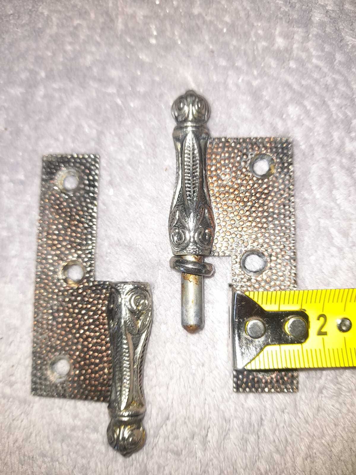 Dobradiças Antigas para portas de roupeiro