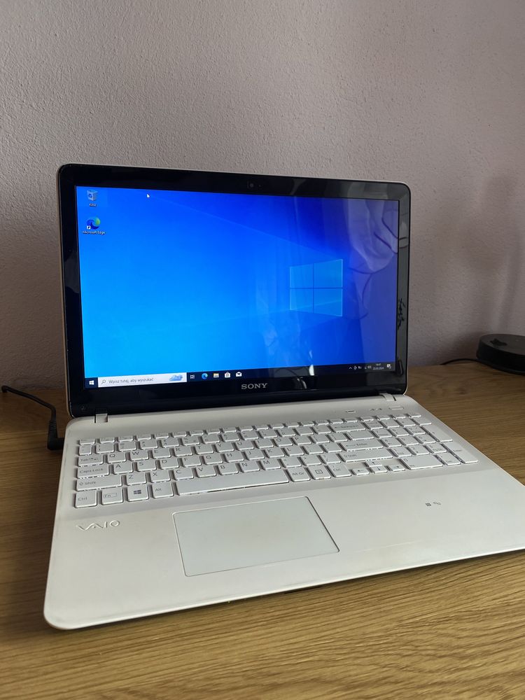 Sony Vaio Fit I5/8Gb/SSD