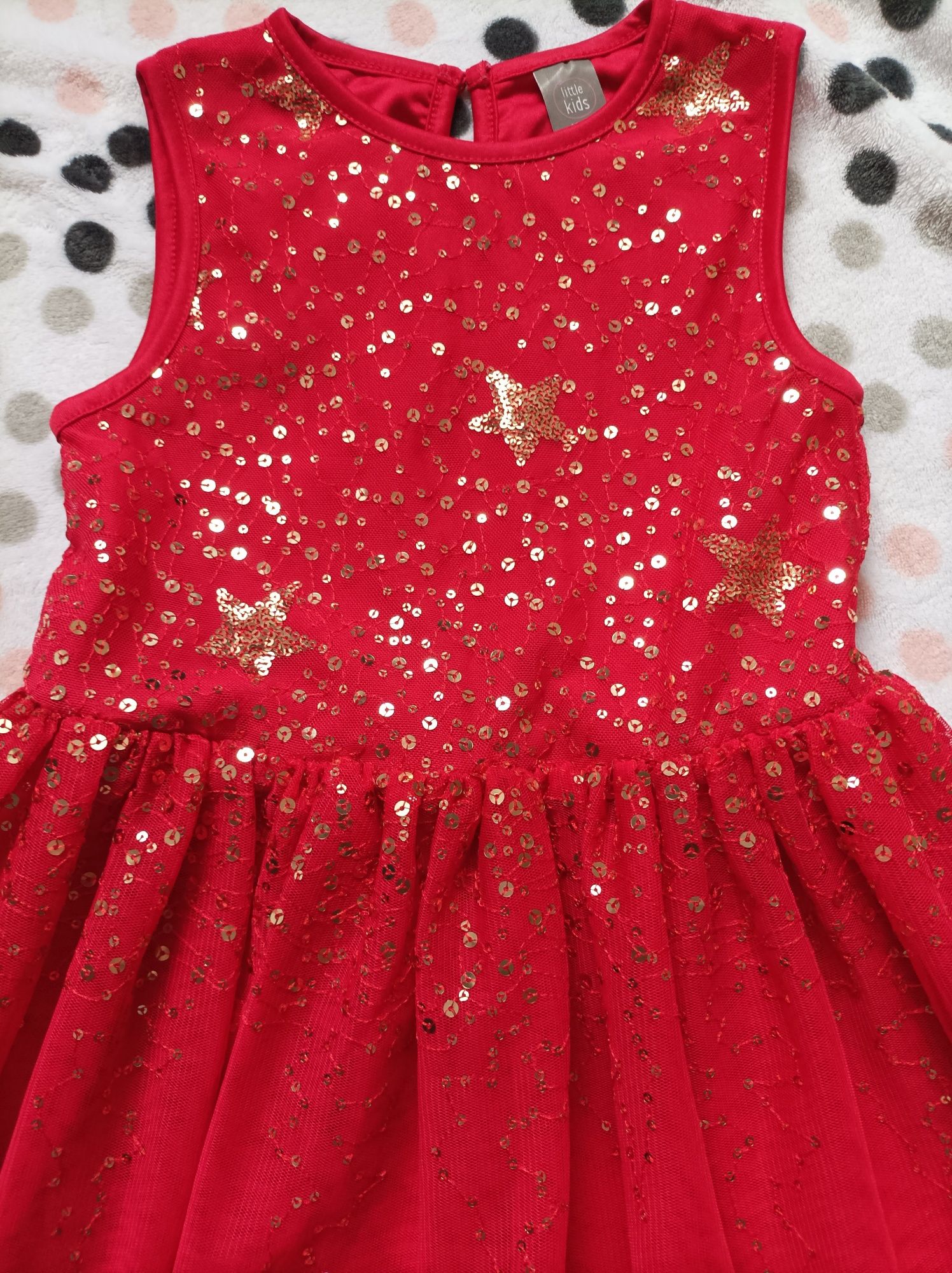 Czerwona sukienka z cekinami Pepco 128