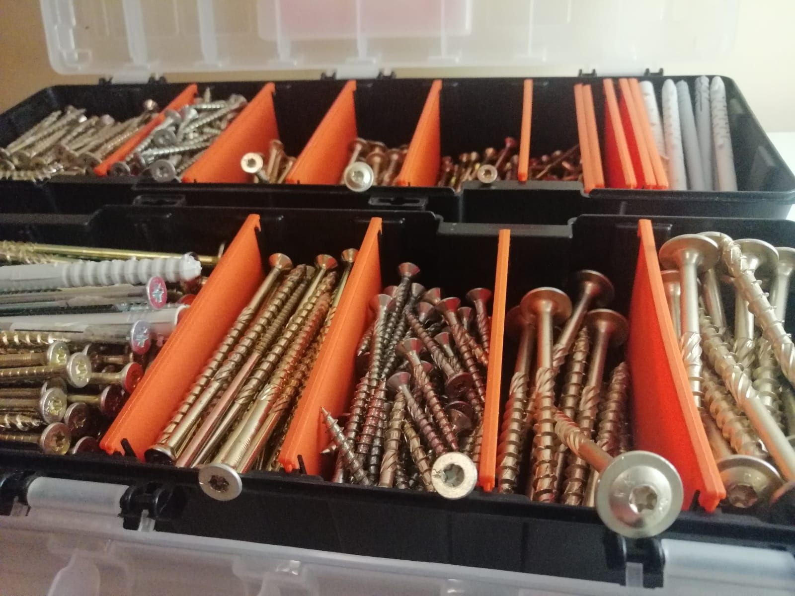 Wkręty, śruby, torx, różne, zestaw w pudełkach