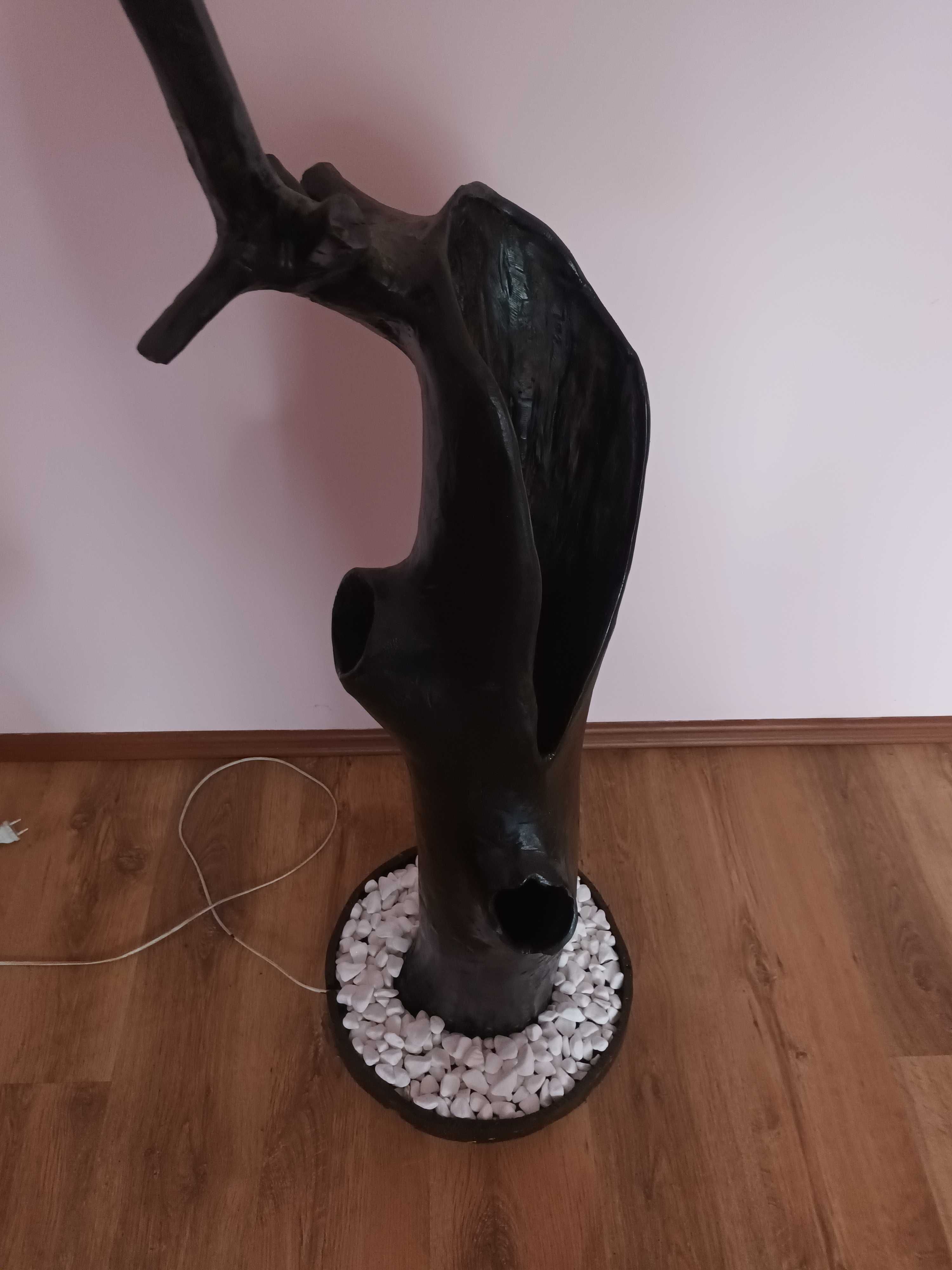 Lampa/rzeźba z pnia kasztanowca