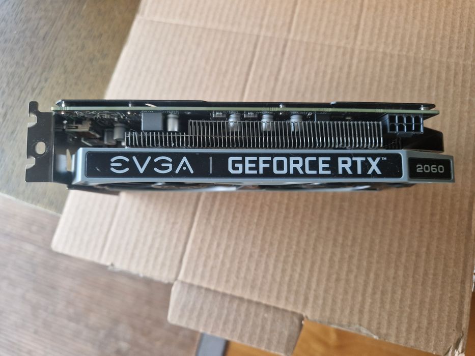 Placa Gráfica EVGA RTX 2060