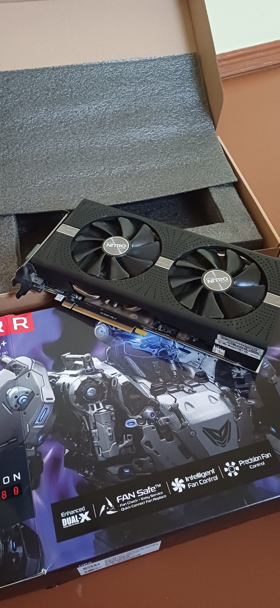 Продам відеокарту Sapphire Nitro+ Radeon RX 580 8GB GDDR5