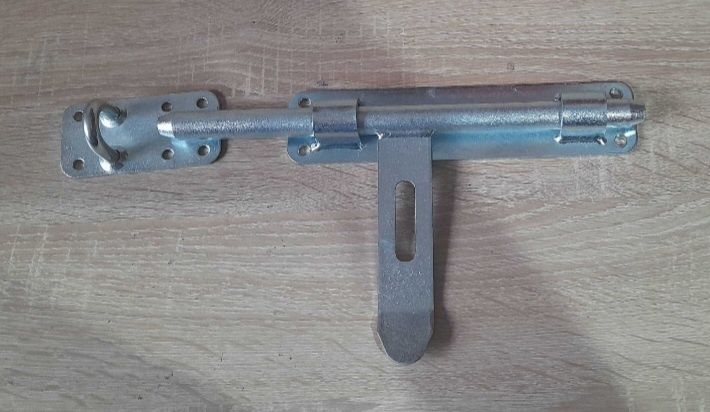 Zasuwa garażowa do bramy