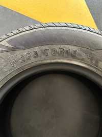 Pneus 235/70 R 16