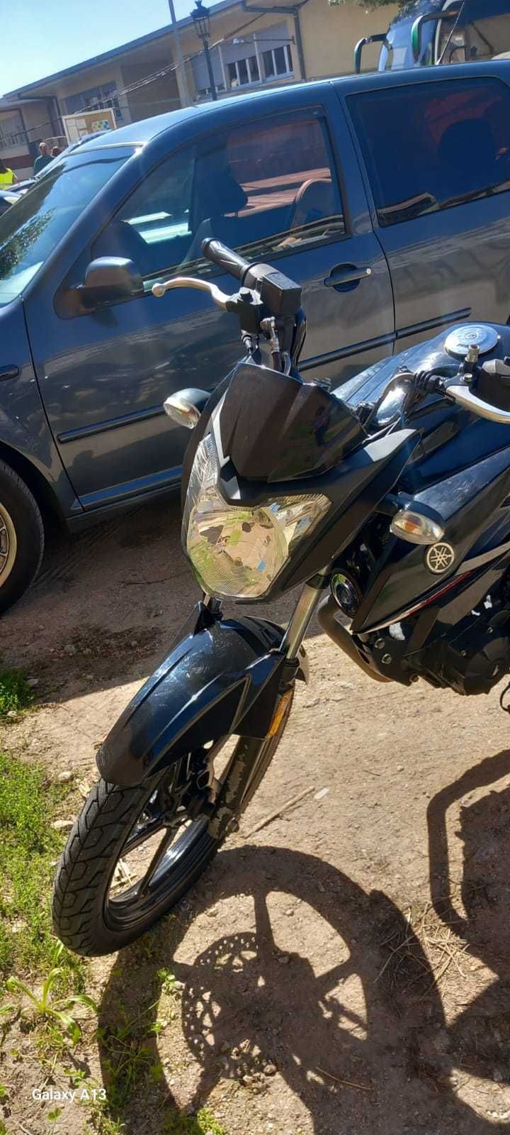 Mota Yamaha Ys 125