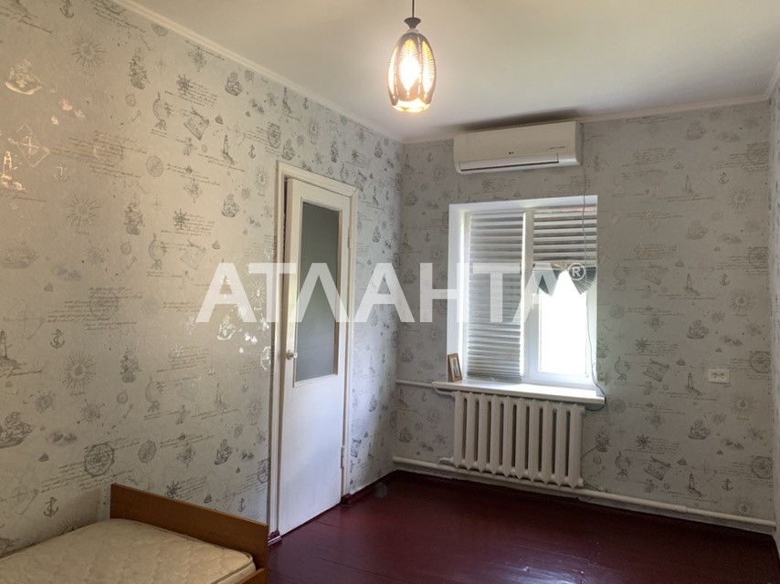 Будинок на два входи  в с. Усатове!