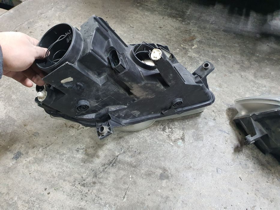 Фара ліва права пасат б6 volkswagen passat b6