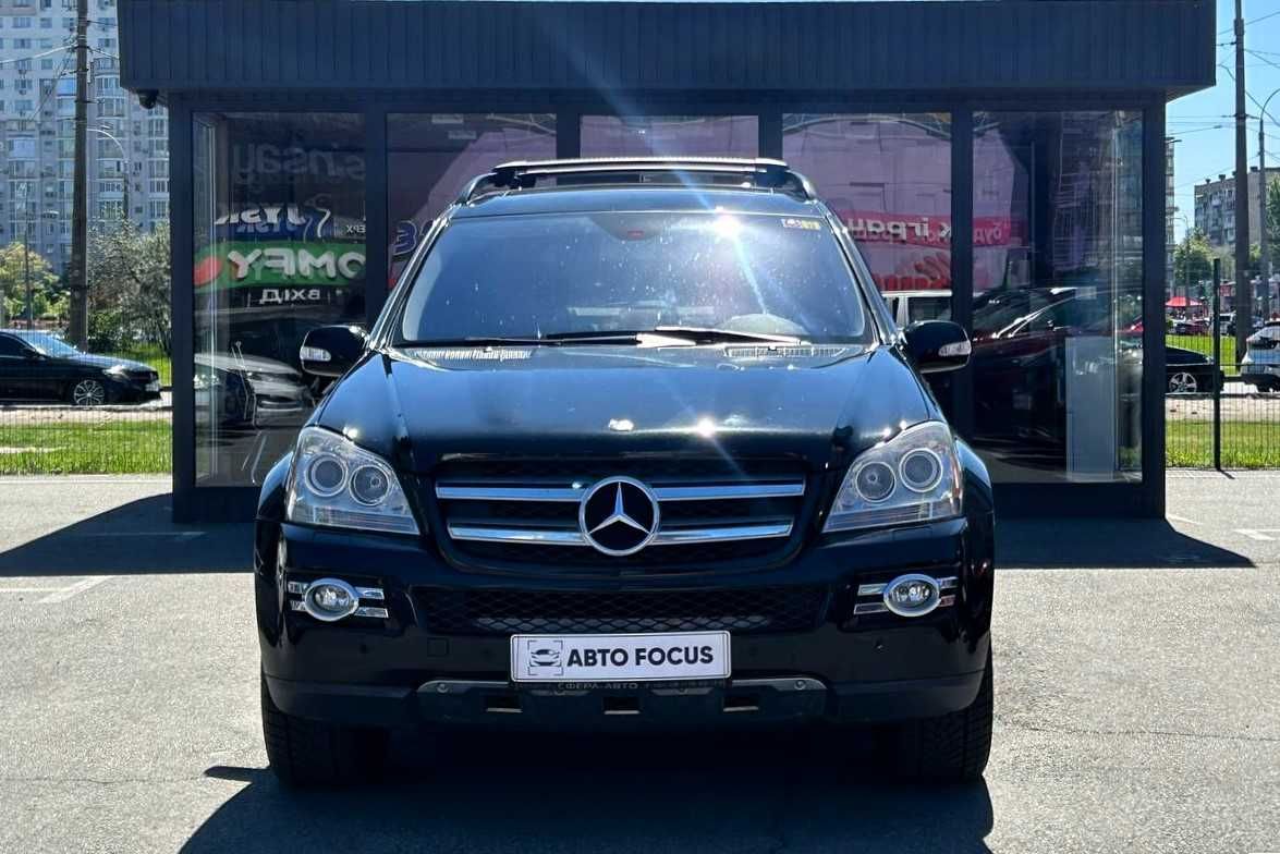 Mercedes-Benz GL450 2007 року 4.7 Бензин