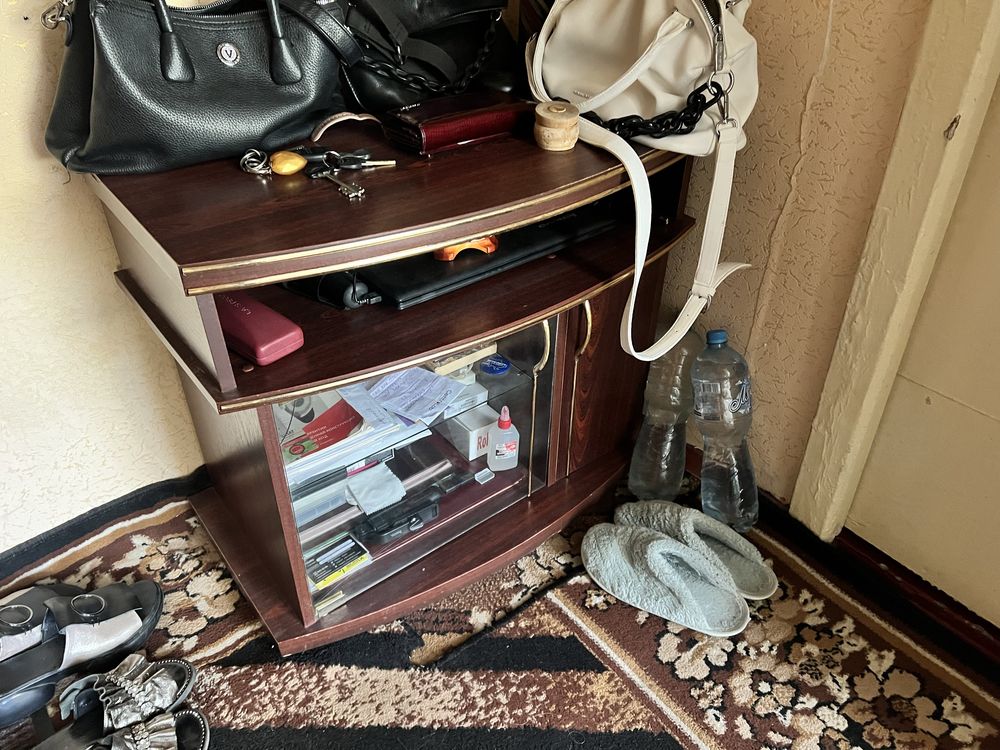 Тумба під телевізор