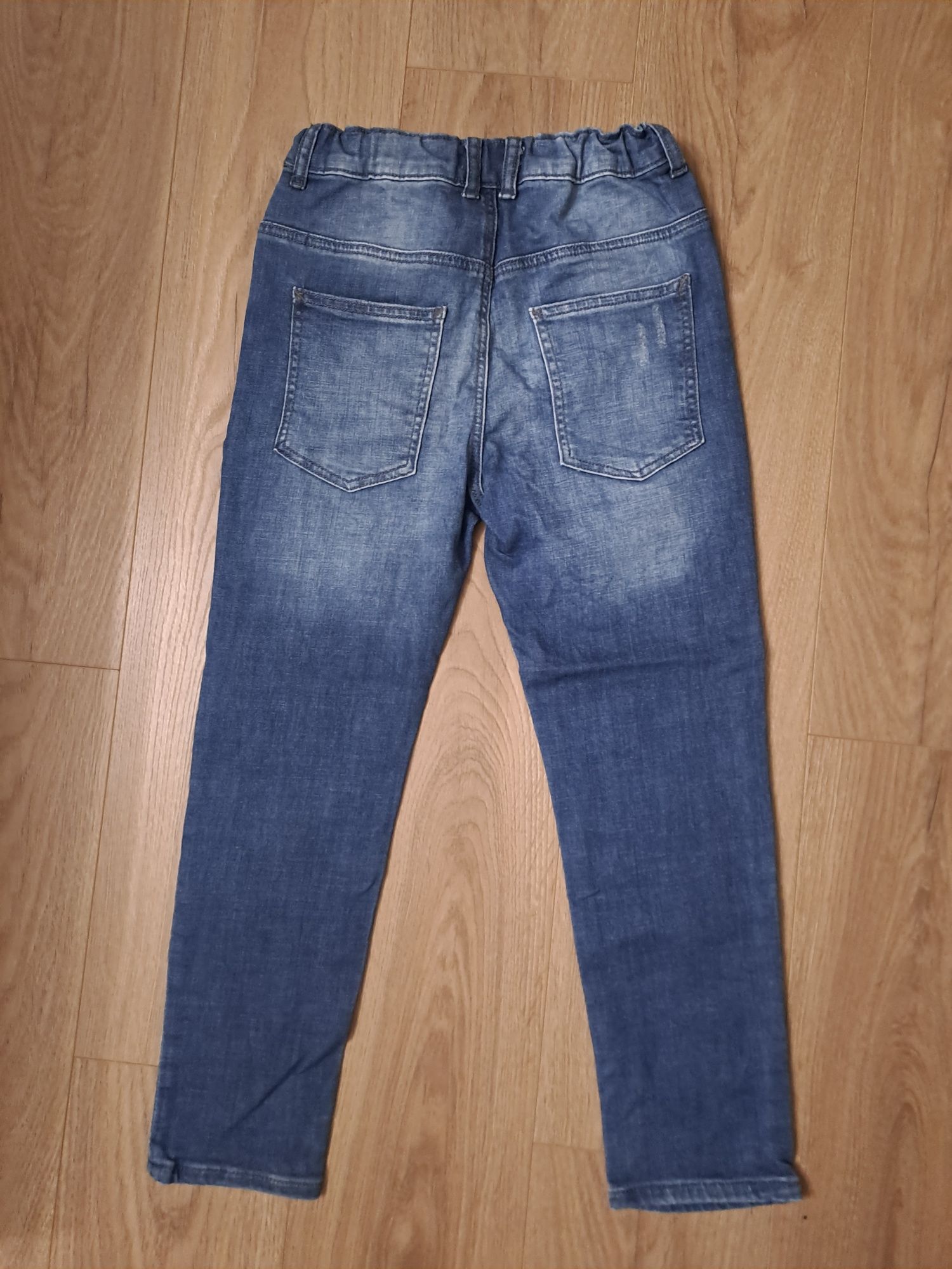 Chłopięce spodnie dżinsy jeansy Reserved r. 152