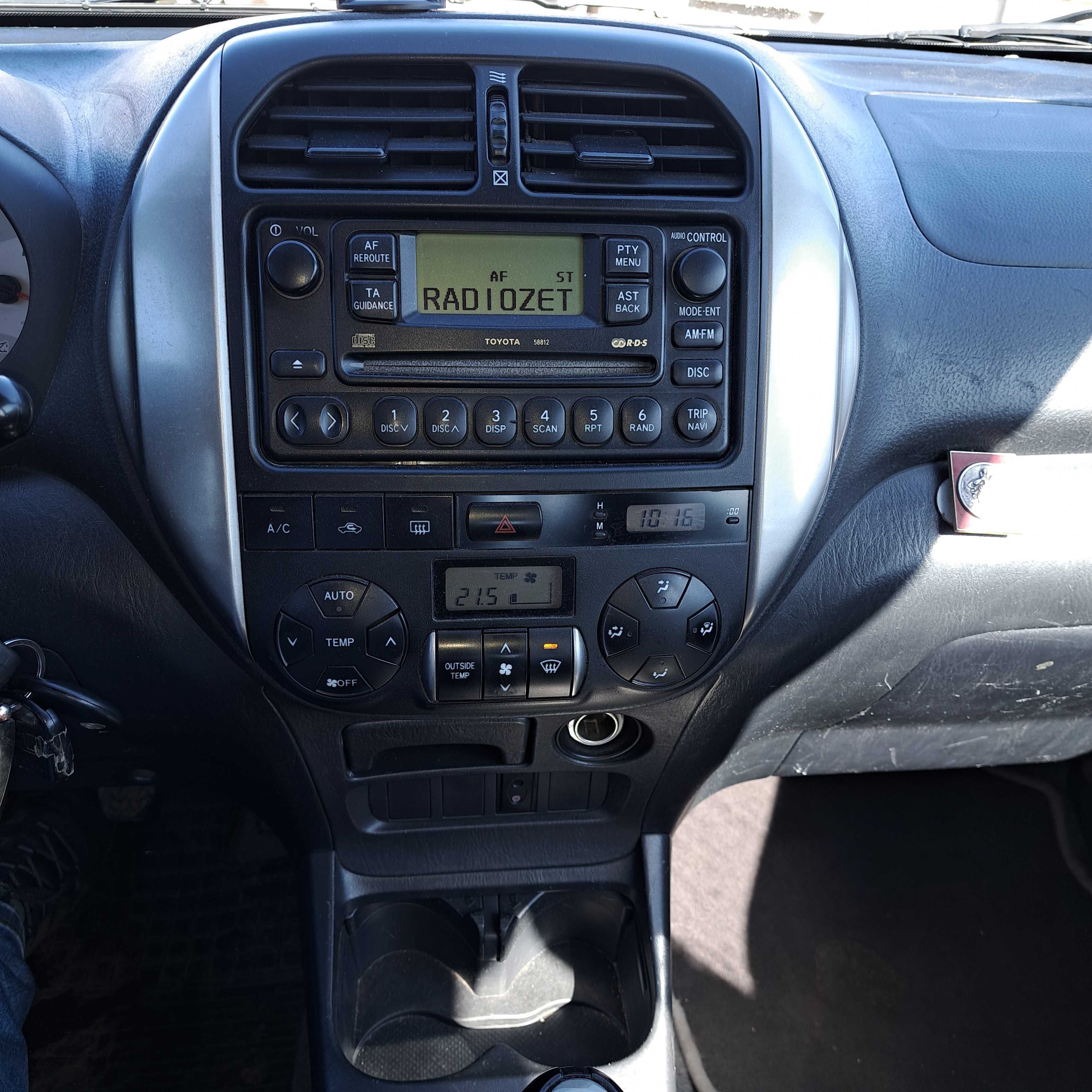 Toyota RAV4 2.0 D-4D 4x4 2005 r.