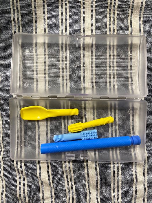 wibrator logopedyczny