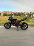 Vende-se Benelli BN125 - Apenas 2037Km