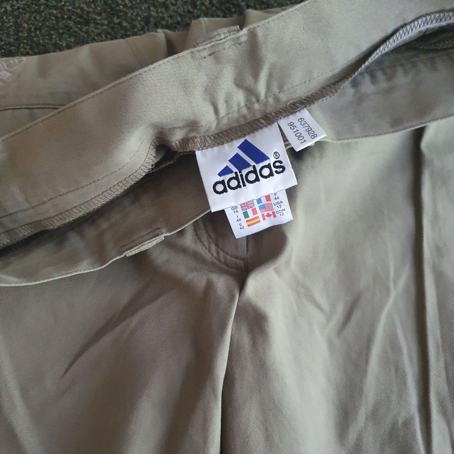 Jak nowe spodnie sportowe Adidas Golf 42