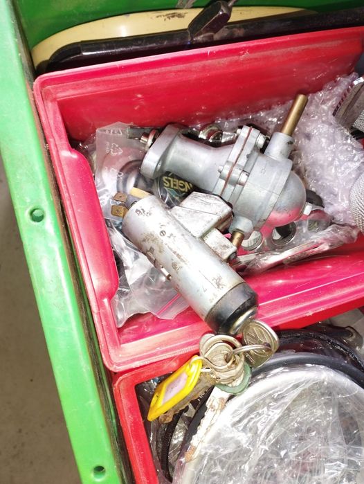 Peças  variadas vw carocha muito stock