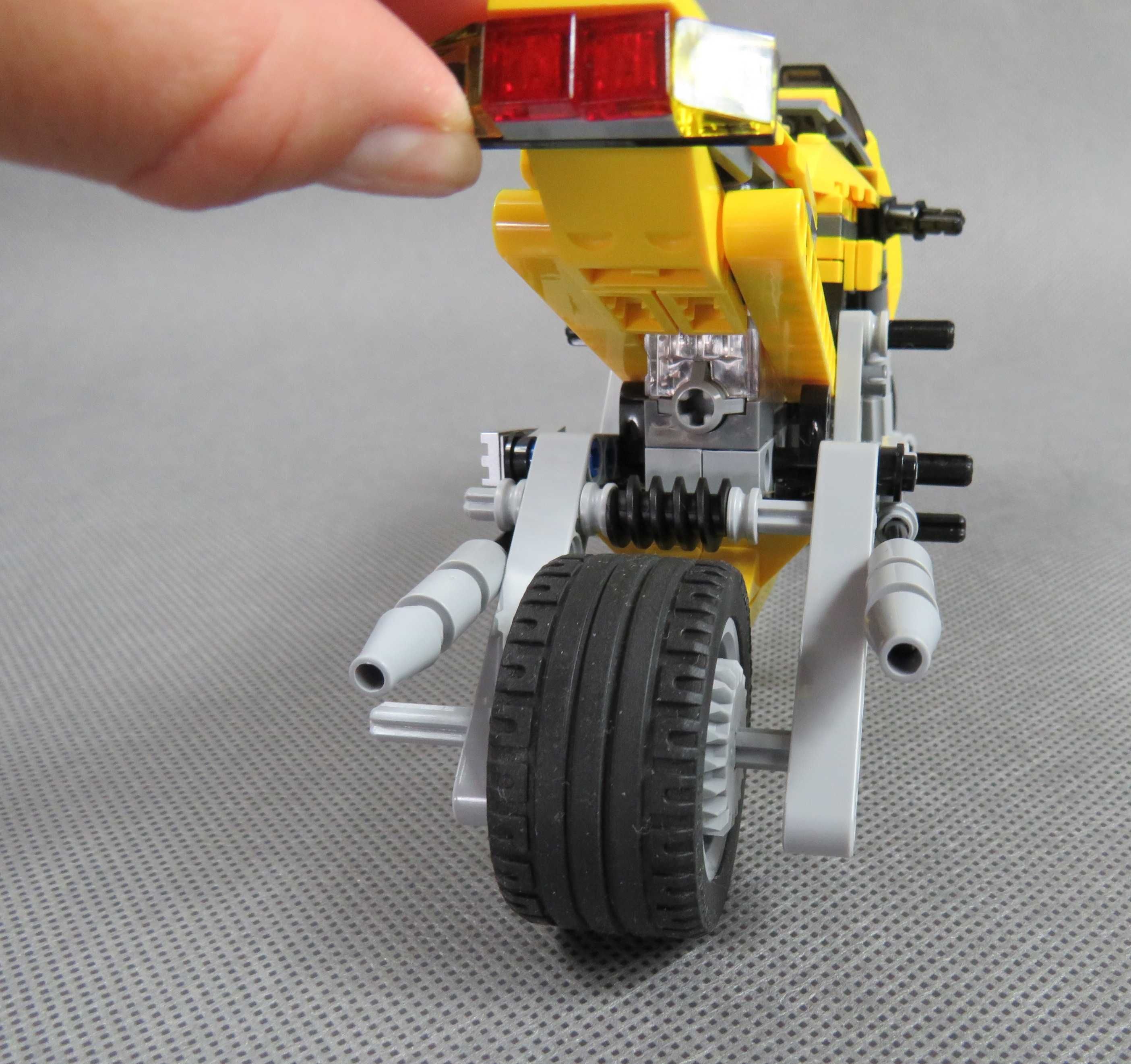 LEGO creator 4893 Lego 2006 rok LEGO creator ryczące motocykle 8 w 1