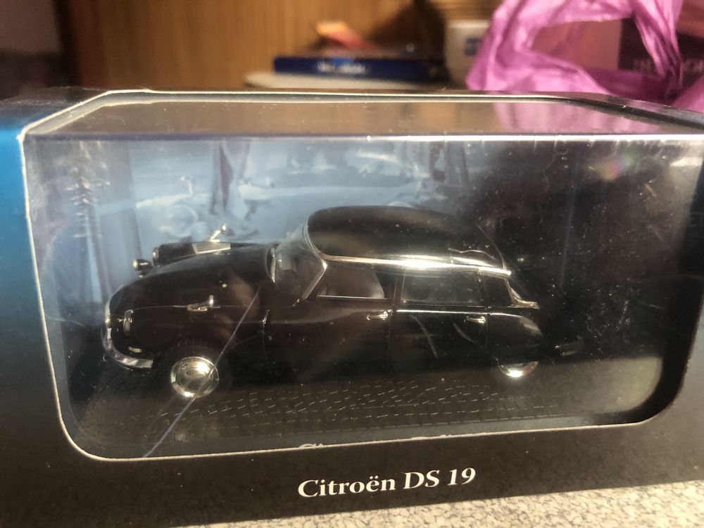 Модель 1:43 Citroen DS 19