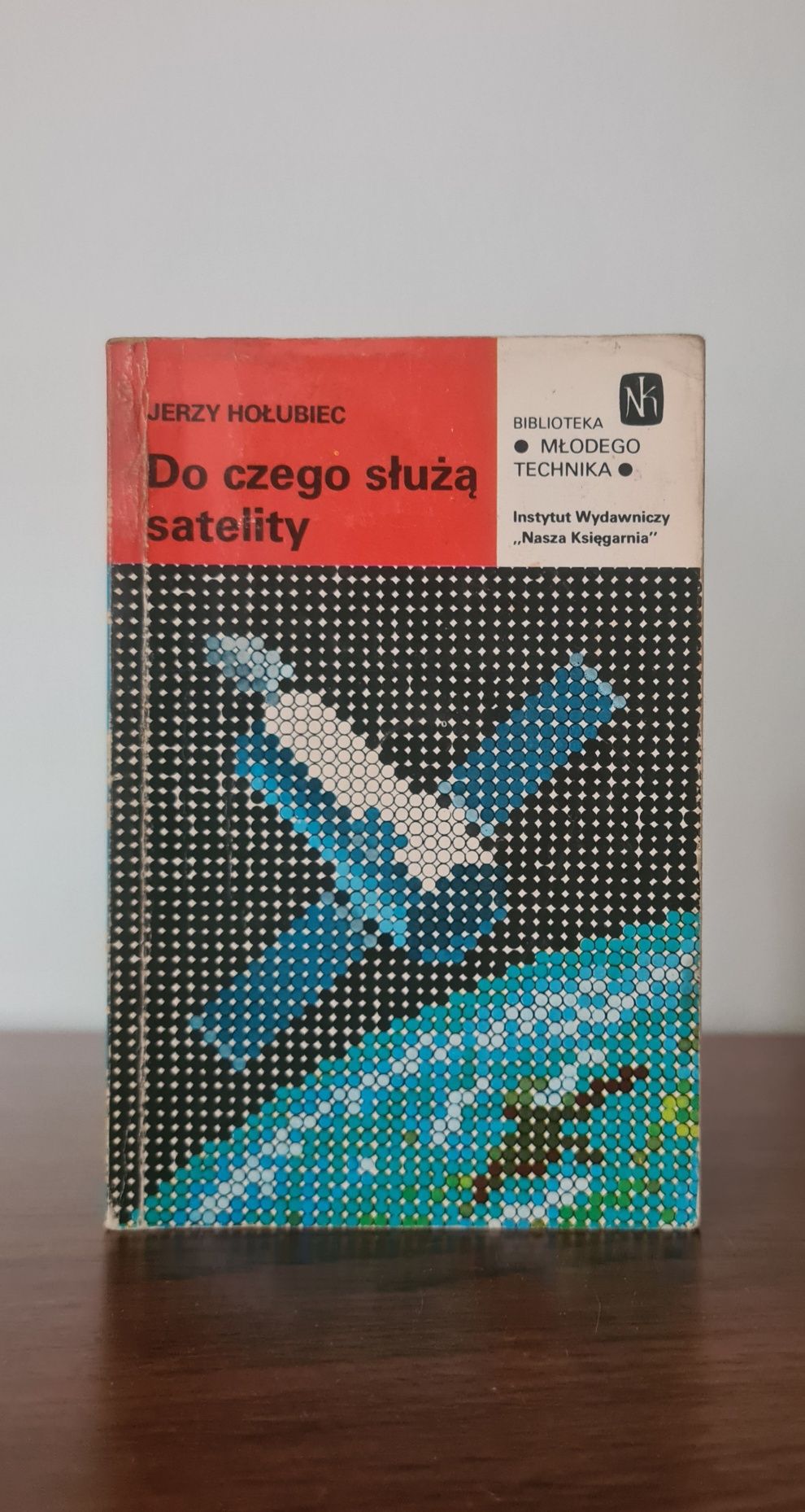 Do czego służą satelity - Jerzy Hołubiec