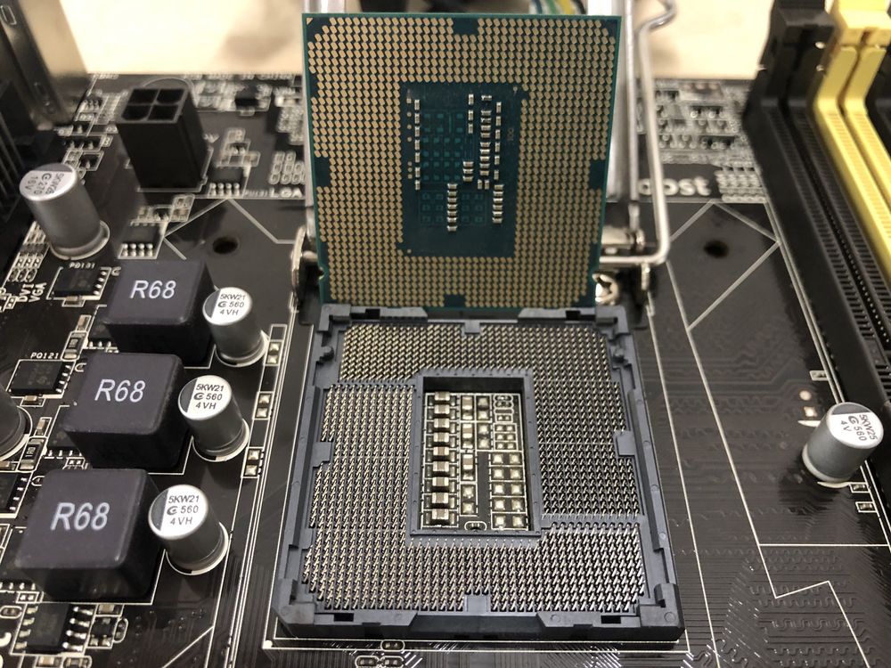 Материнська плата Asus B85M-G s1150 +CPU Pentium G3260 3.3Ghz DDR3