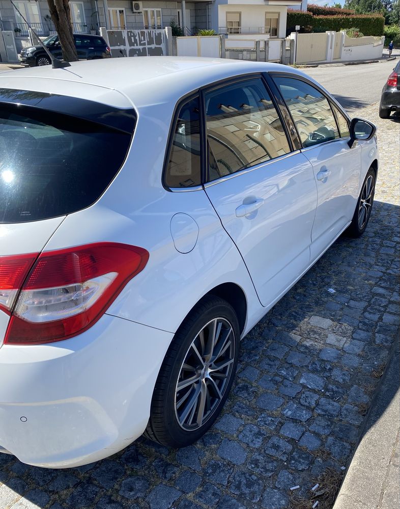 Vendo Citroen C4 - 2012 - Gasoleo 1.5 90cv