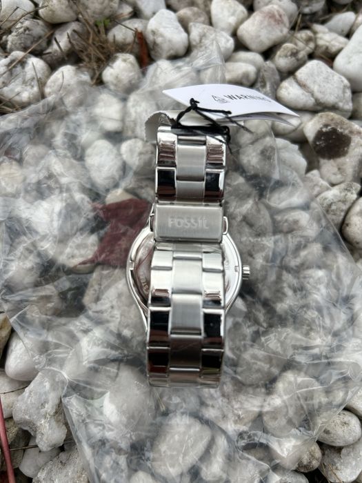Relógio Fossil em aço