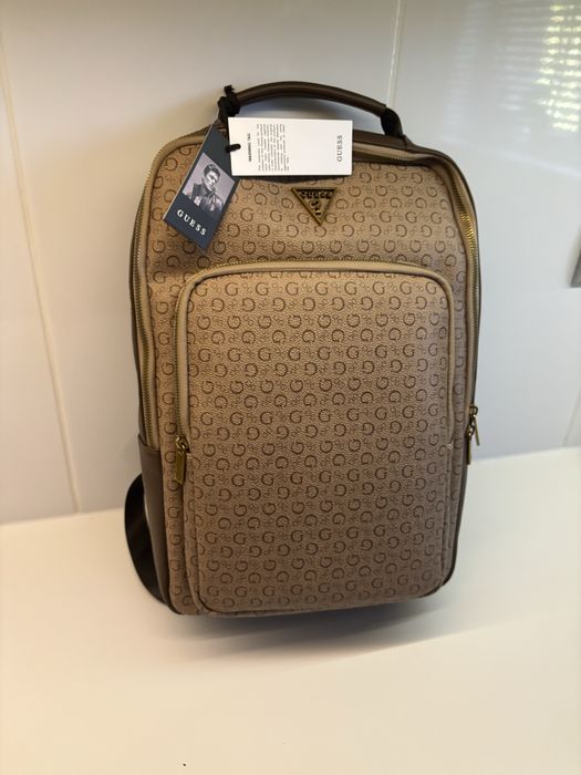 Plecak skórzany guess new comfort 42’ pro