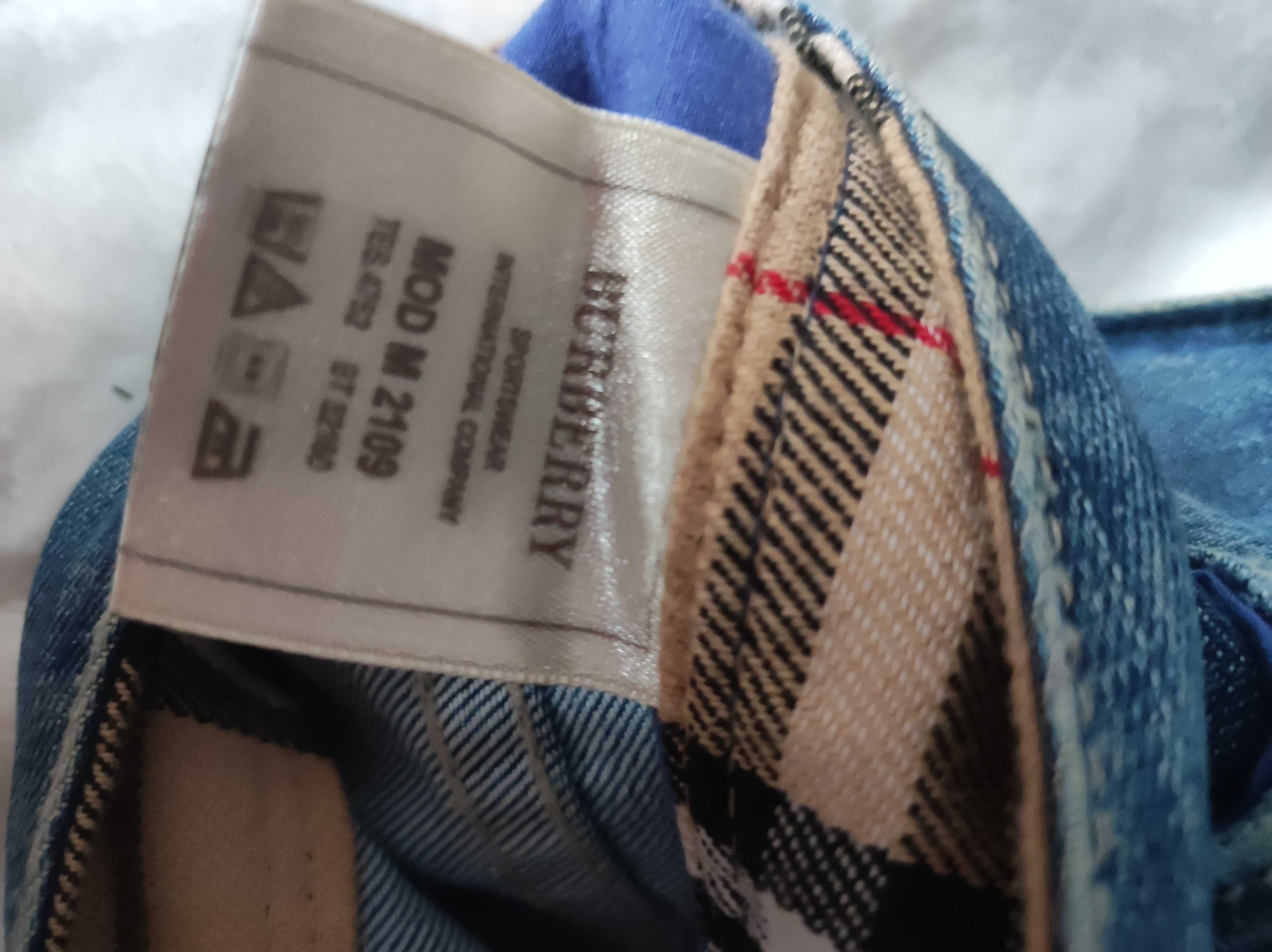 Burberry spodnie jeansowe damskie