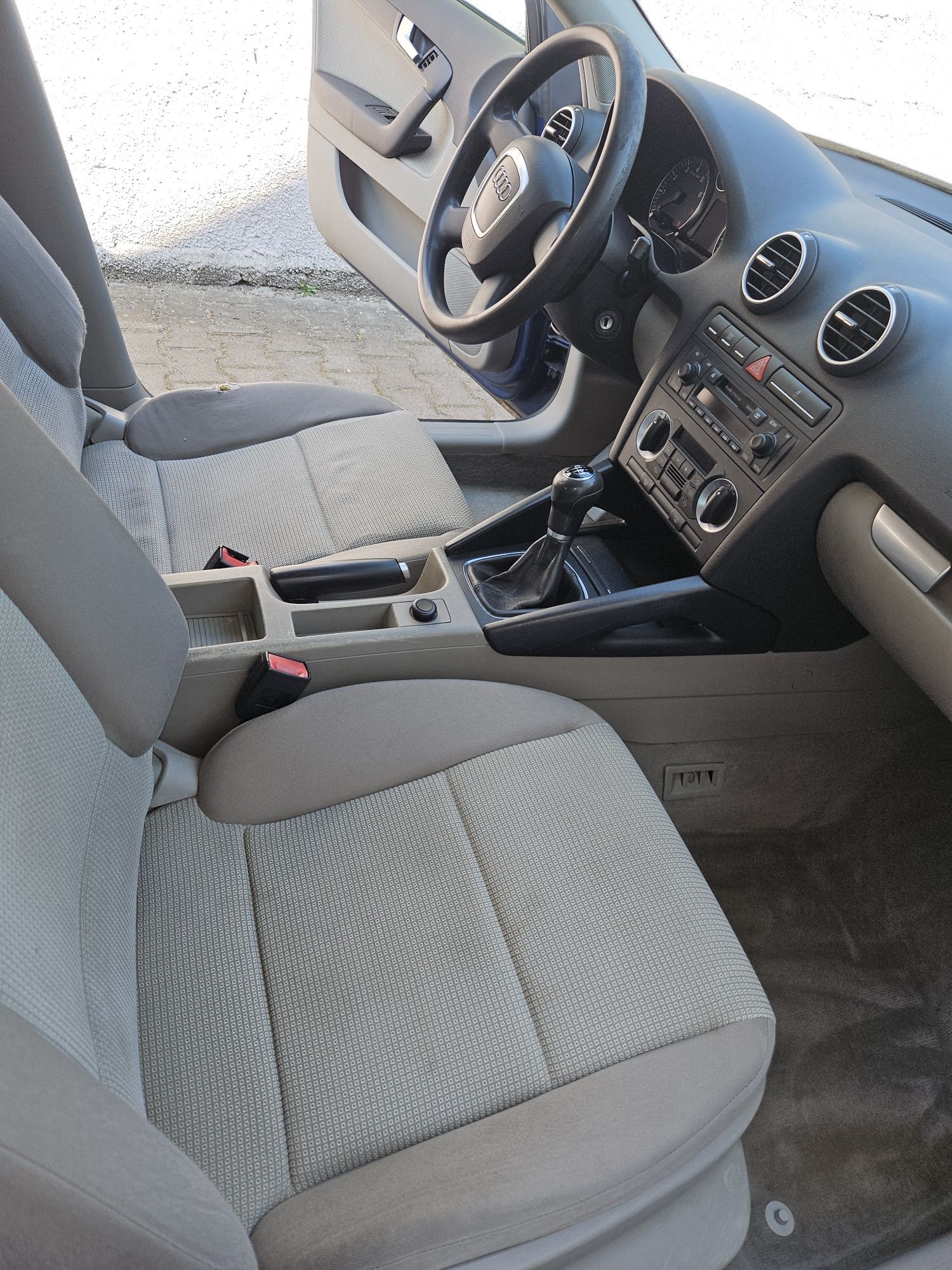 Audi A3 rocznik: 2005 1.6 benzyna