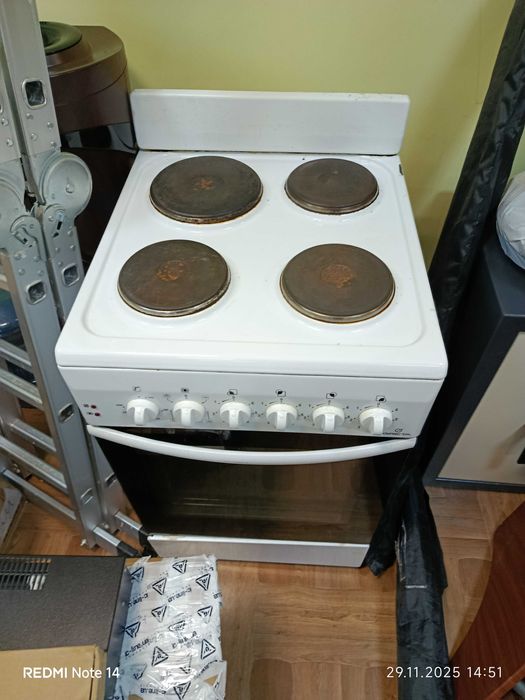 Продам електроплиту Greta 1470 э