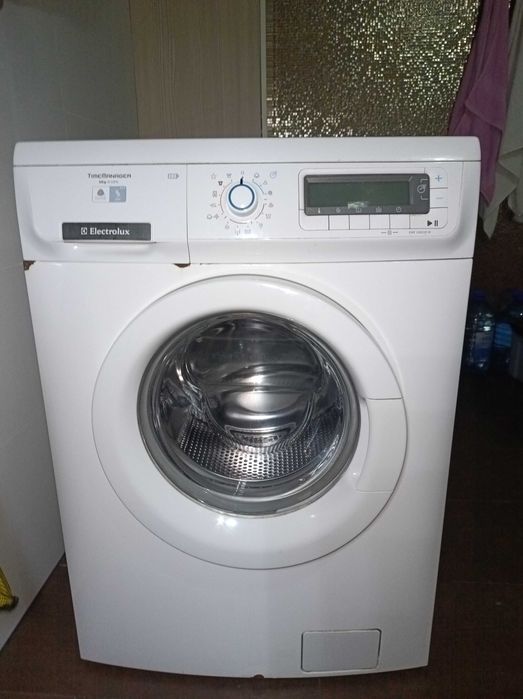 Пральна машина Electrolux EWF106510W