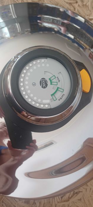 Pokrywa szybkowarowa Amc  sred.20 cm ,80 % oszczędność energii