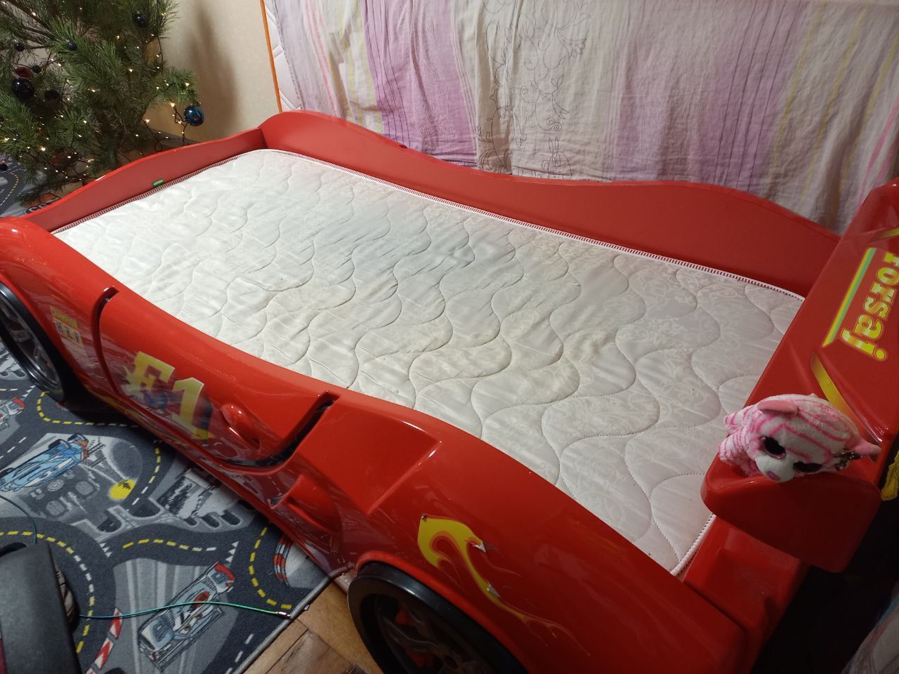 Детская кровать машина Феррари