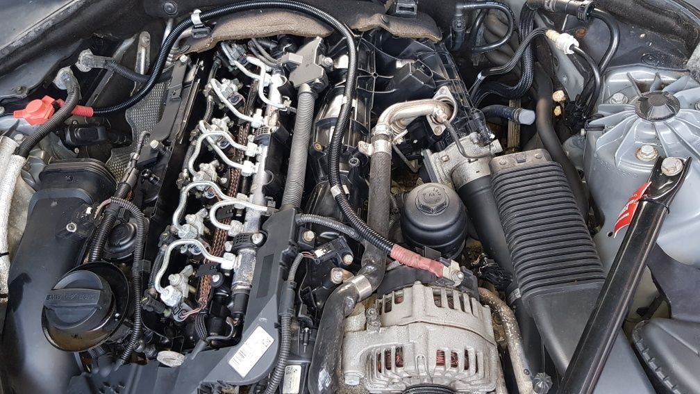 Bmw f10 f11 silnik 3.0d 204KM uszkodzony na części