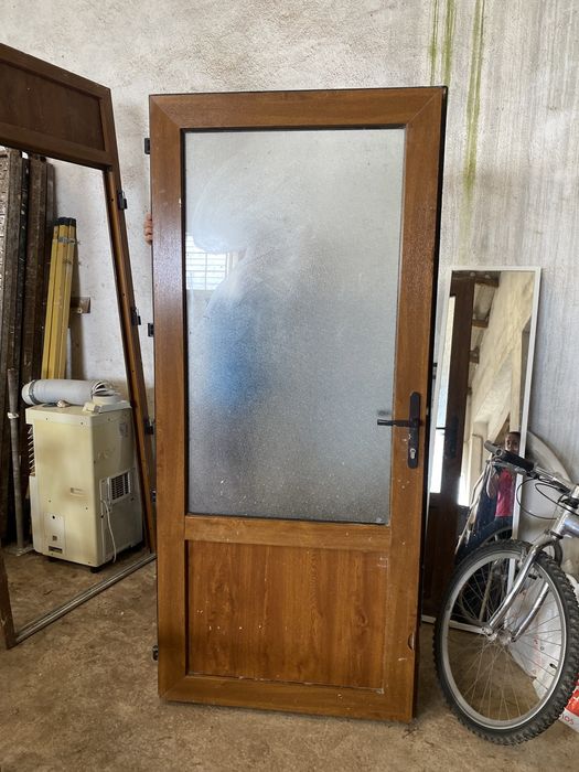 Porta de entrada vidro duplo Rehau