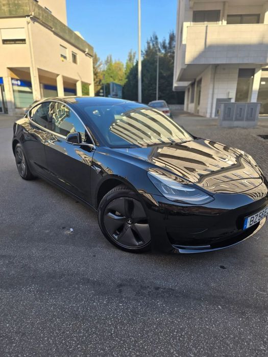 Tesla Model 3 Standard Range Plus RWD