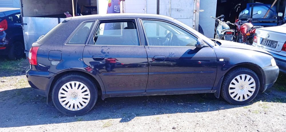 Na części Audi A3 8L 1.6 B 5D BFQ DUU lakier LZ5L zderzak maska drzwi klapa fotel kanapa szyba