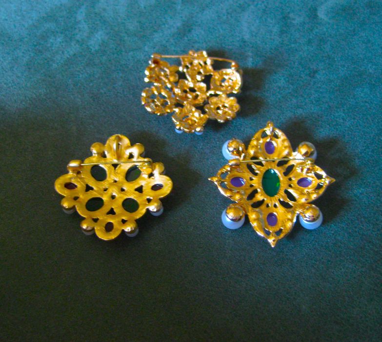 Alfinete / Broche / Pregadeira Geometrico Pedras c/ Perolas NOVO