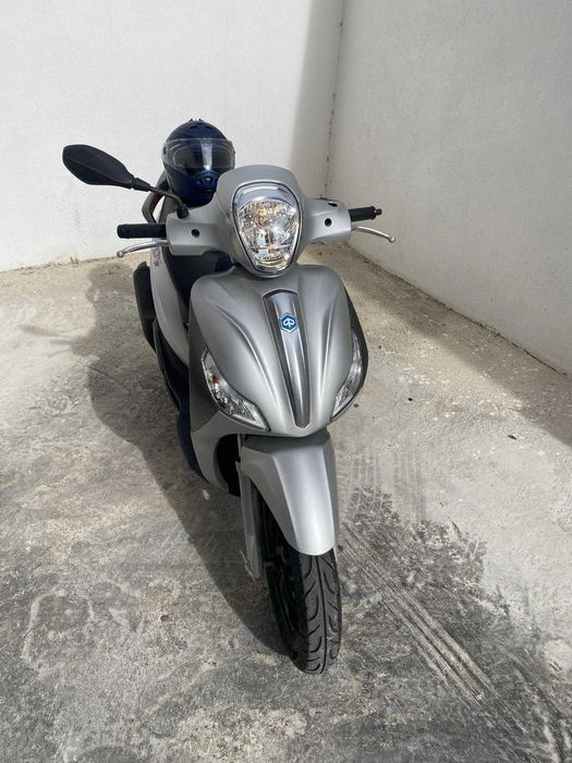 Piaggio Medley pouco usada