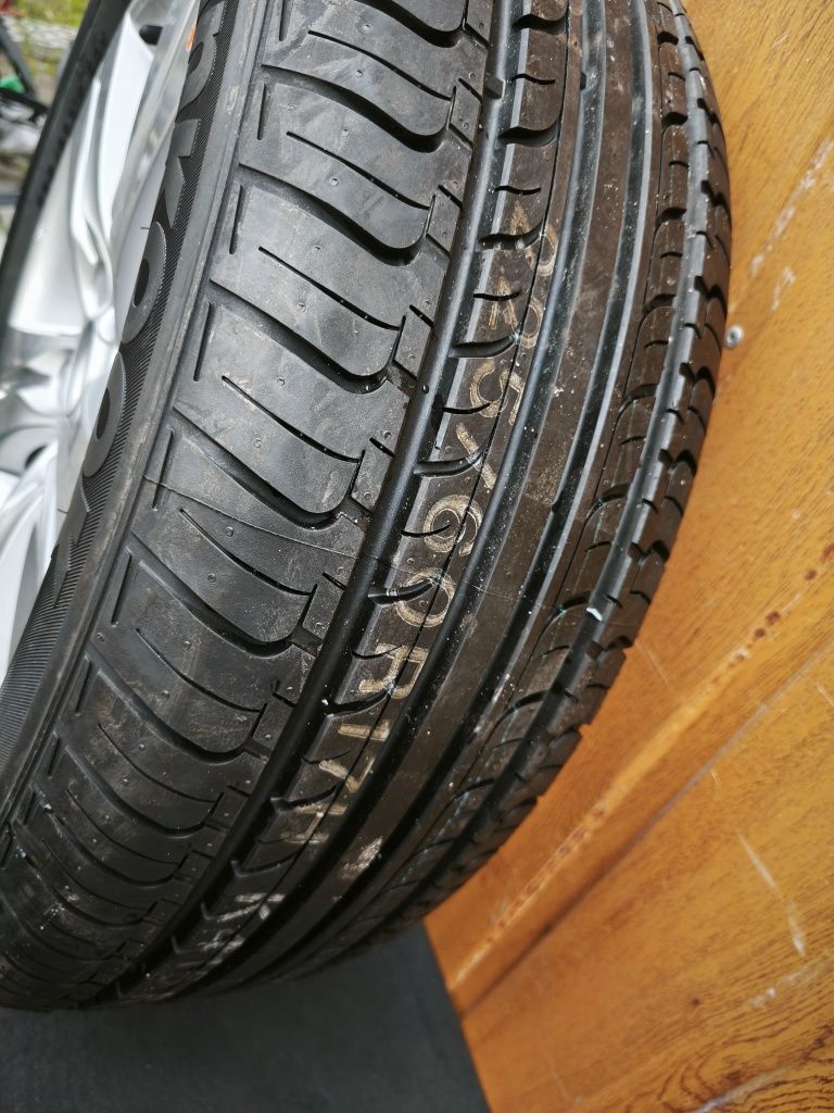 KIA SPORTAGE III Alufelga Opona R17 F-vat