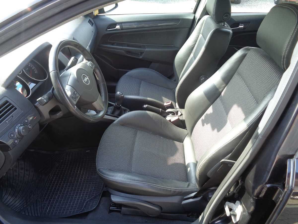 Opel Astra  1.6  Klimatronic  sprowadzona - zarejestrowana