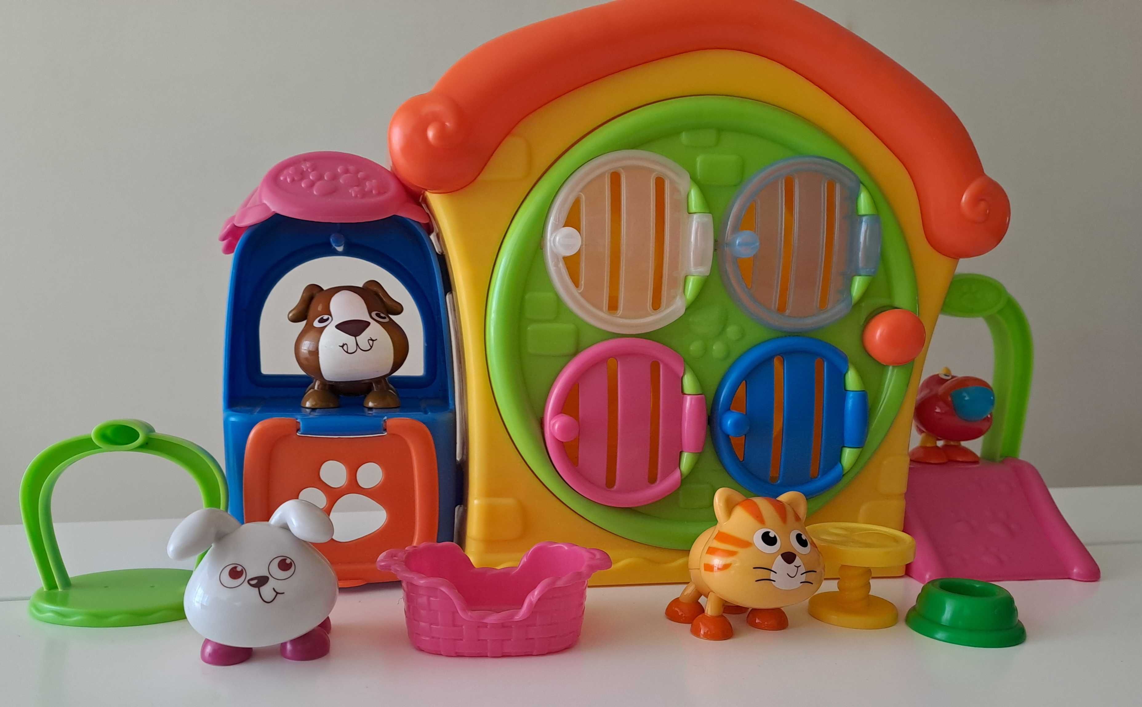 Casa dos animais interativa completa como nova