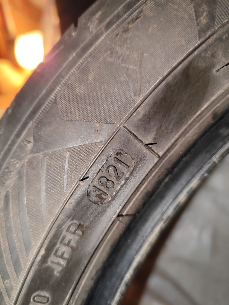 Opony letnie Pirelli/Goodyear R17 225/50