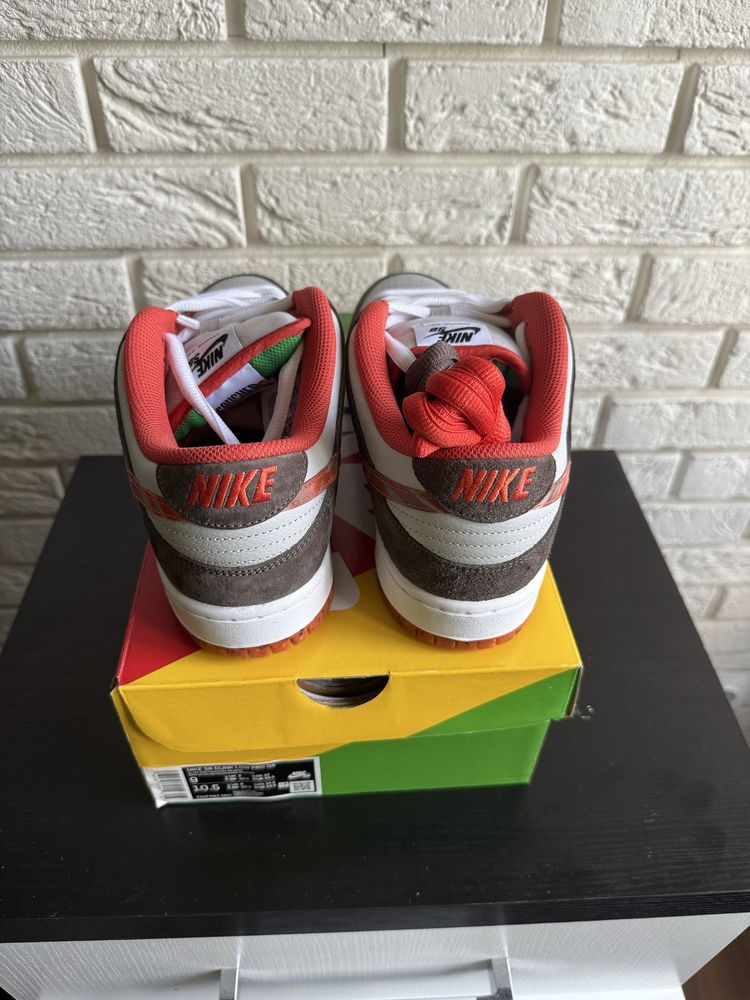 Nike SB Dunk Low Crushed D.C.