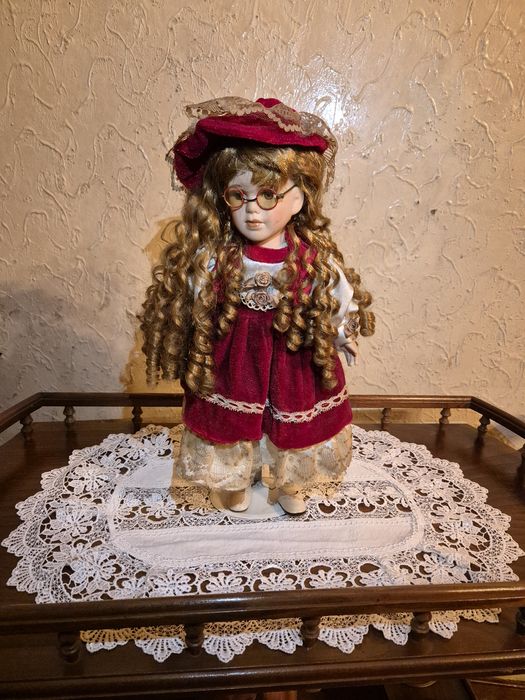 Bonecas de porcelana