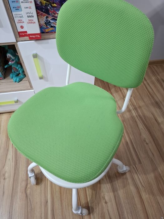 Krzeselko ikea do biurka