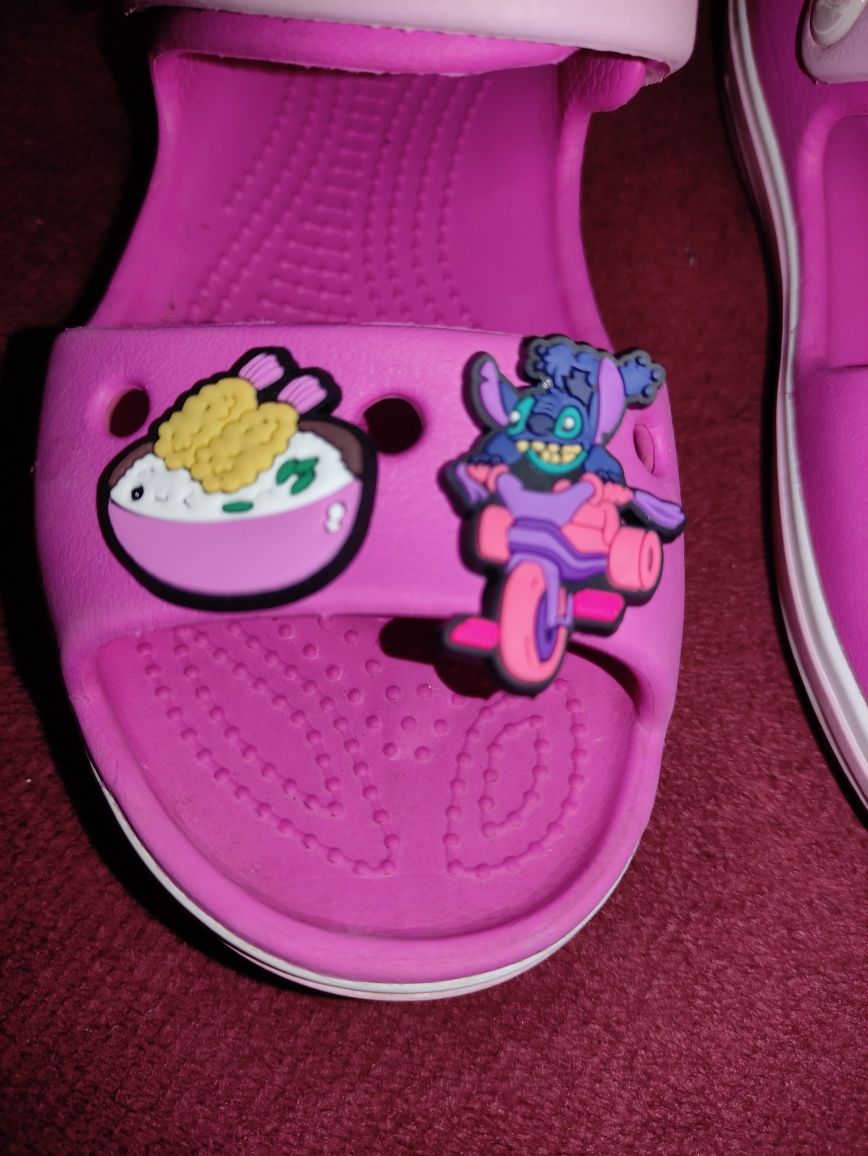 Sandałki crocs c11 stich