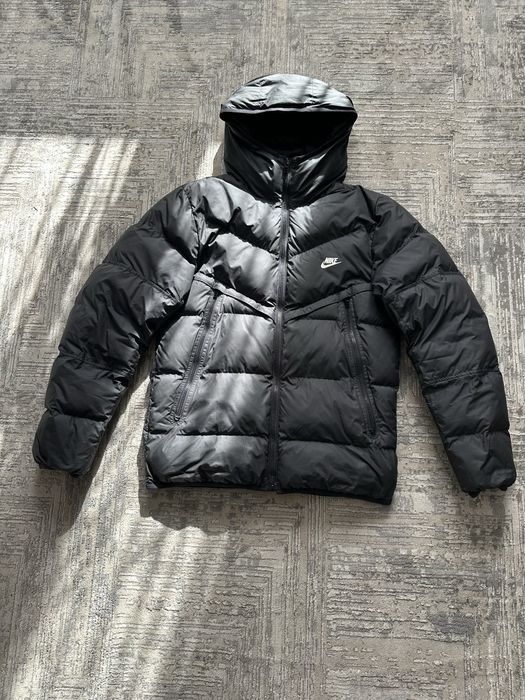 Поховик nike storm fit