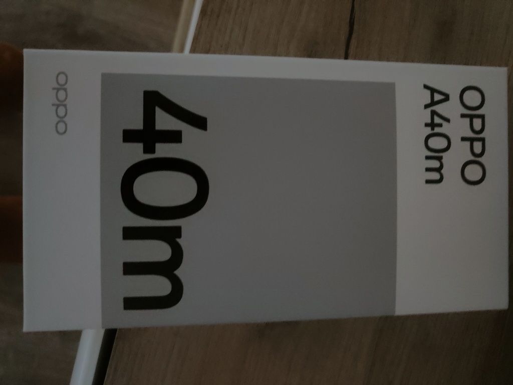 OPPO 40 M  como novo