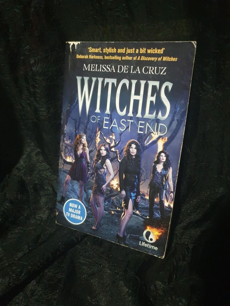 Livros Trilogia da saga "witches of east end" em inglês